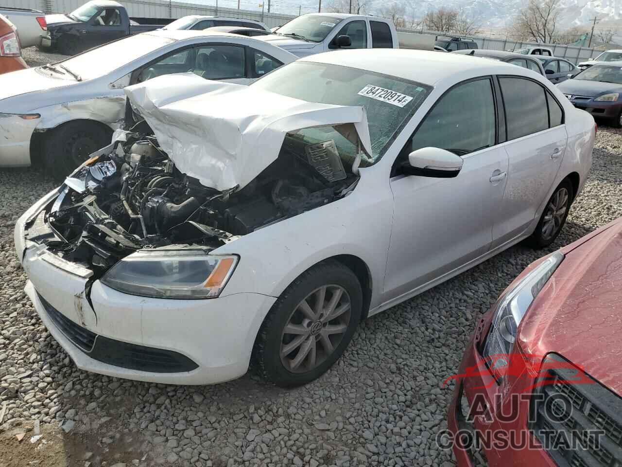 VOLKSWAGEN JETTA 2013 - 3VWDX7AJ1DM368958