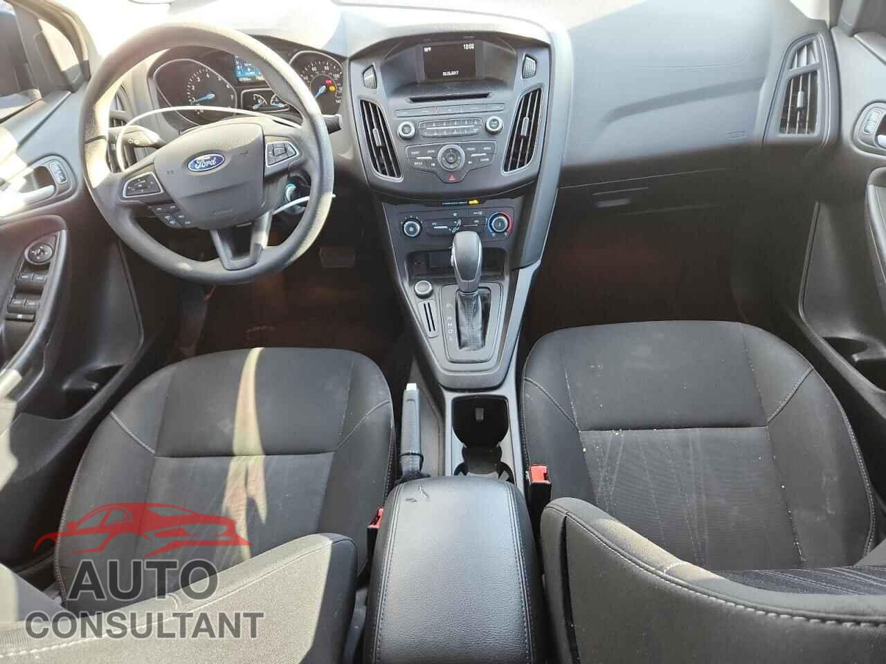 FORD FOCUS 2017 - 1FADP3F20HL253634