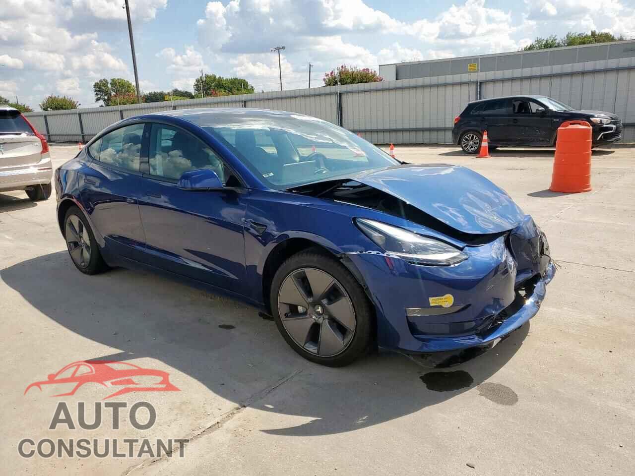 TESLA MODEL 3 2022 - 5YJ3E1EA6NF111361