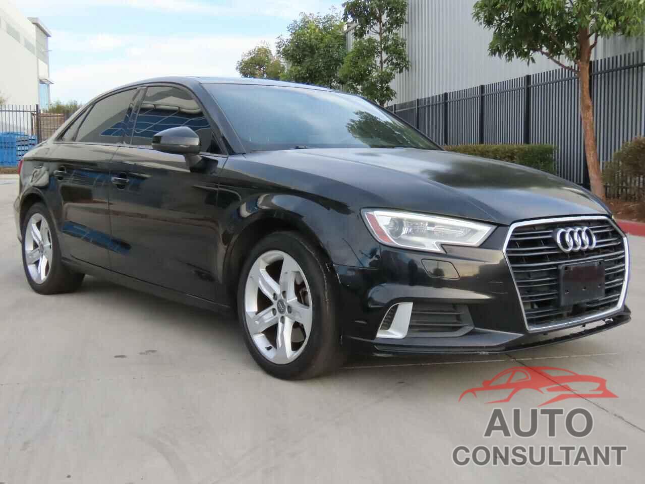 AUDI A3 2017 - WAUAUGFF6H1044889