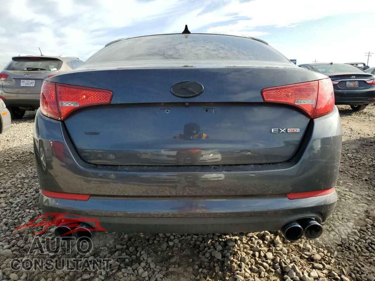 KIA OPTIMA 2011 - KNAGN4A73B5128237