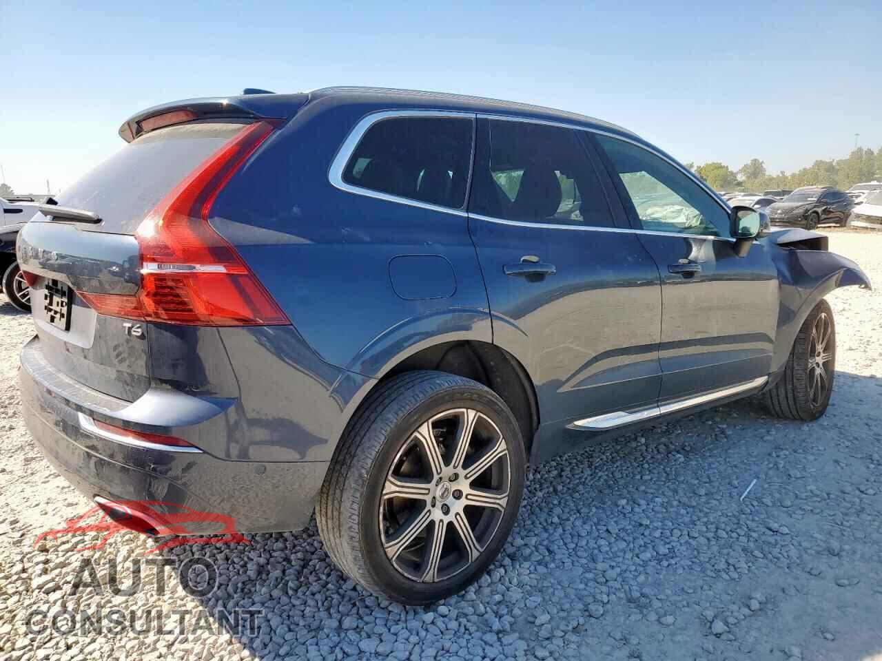 VOLVO XC60 2018 - YV4A22RL0J1017493