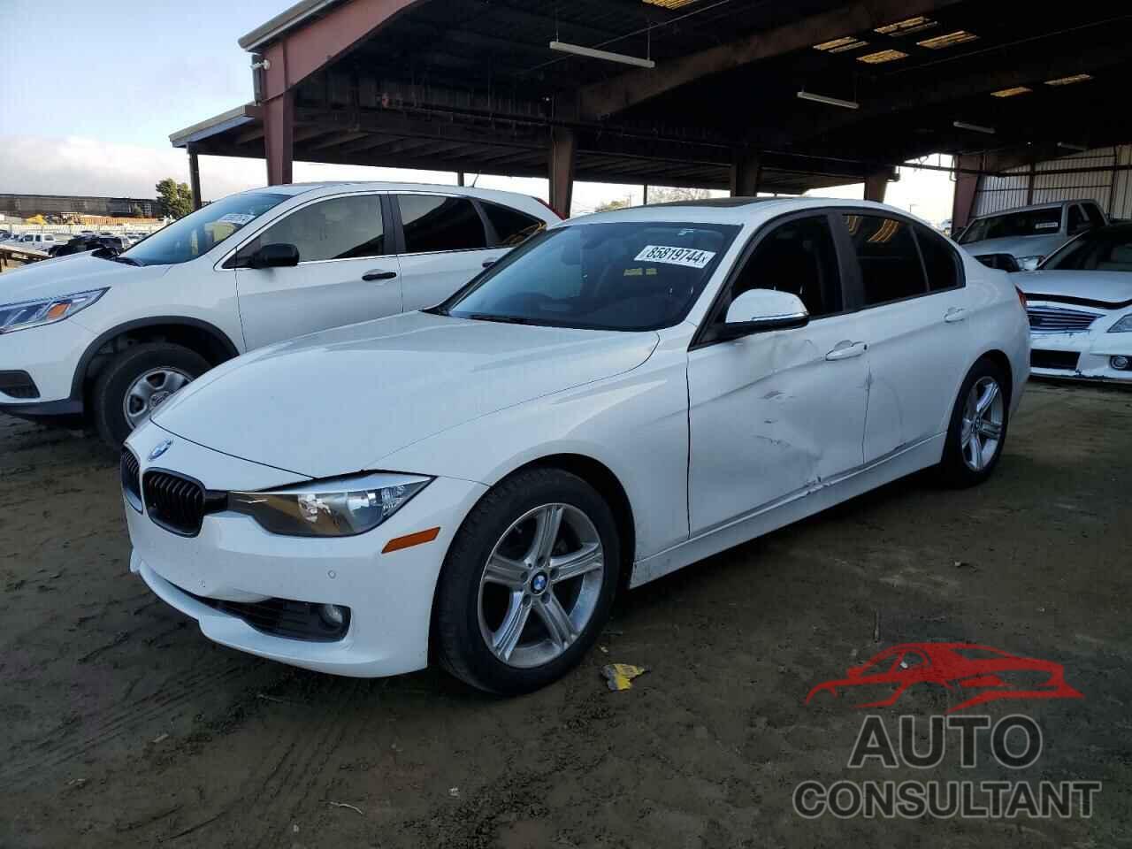 BMW 3 SERIES 2015 - WBA3C1C51FK118795