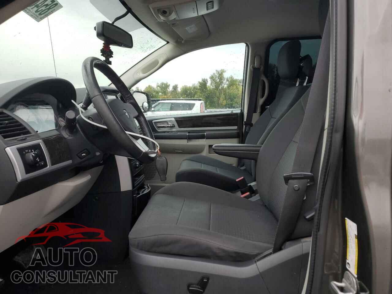 DODGE CARAVAN 2010 - 2D4RN5D12AR439560