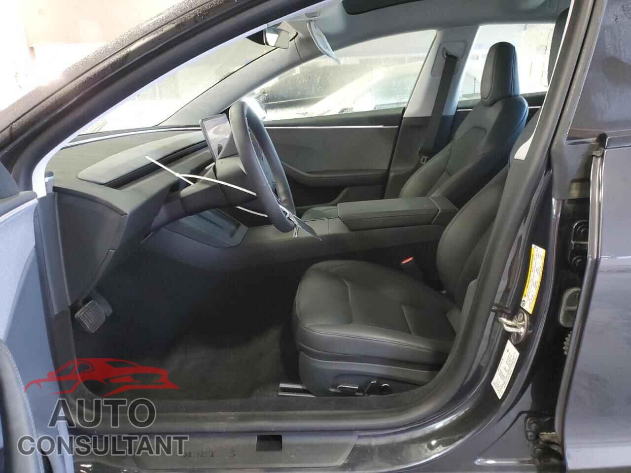 TESLA MODEL 3 2024 - 5YJ3E1EA2RF726205