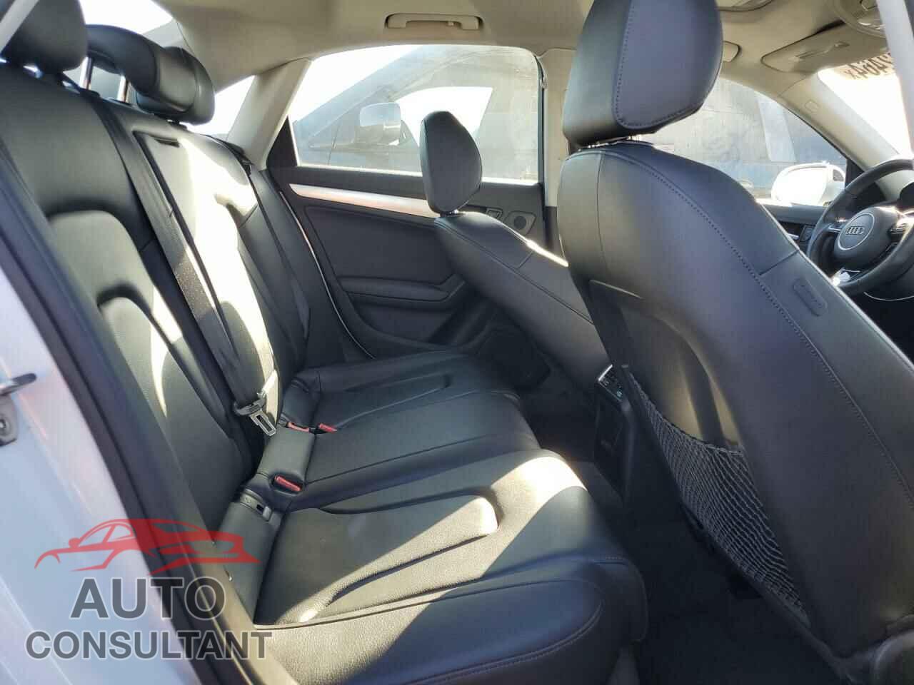 AUDI A4 2015 - WAUEFAFL8FN001711