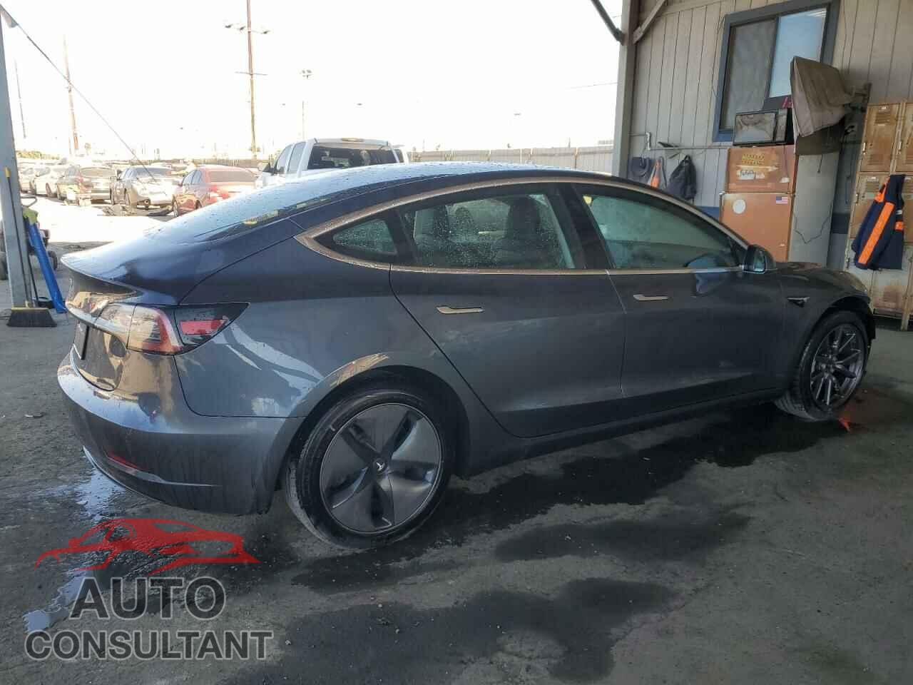 TESLA MODEL 3 2020 - 5YJ3E1EA2LF705121