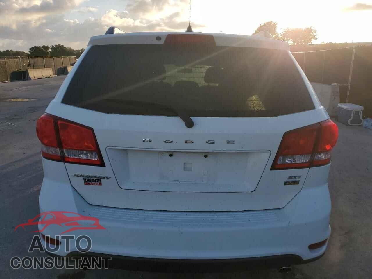 DODGE JOURNEY 2015 - 3C4PDCBG2FT610363