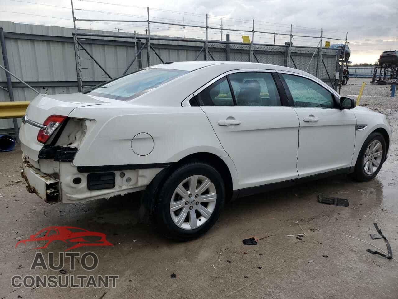 FORD TAURUS 2010 - 1FAHP2DW4AG135859