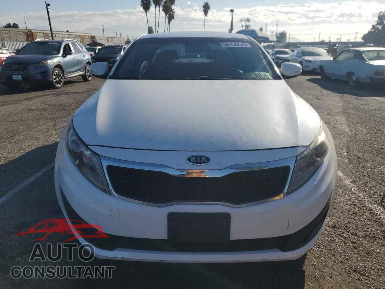 KIA OPTIMA 2011 - KNAGM4A77B5110486
