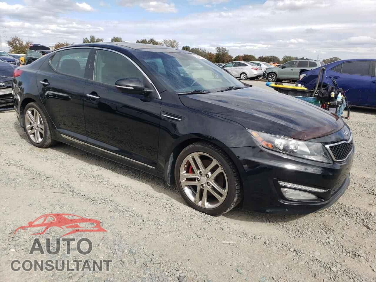 KIA OPTIMA 2013 - 5XXGR4A66DG110232