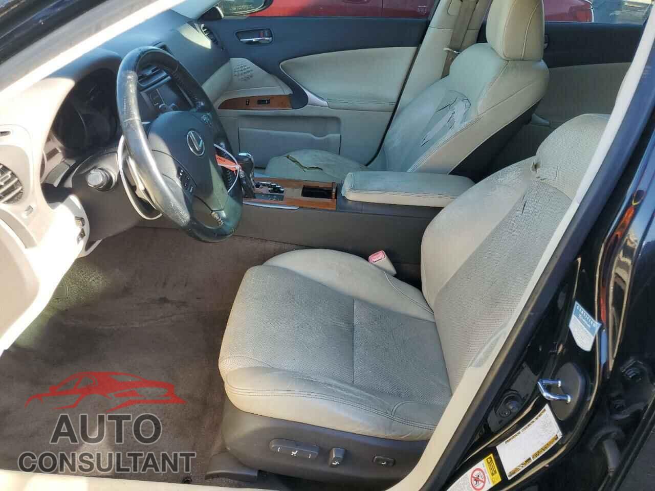 LEXUS IS 2009 - JTHBK262095100850
