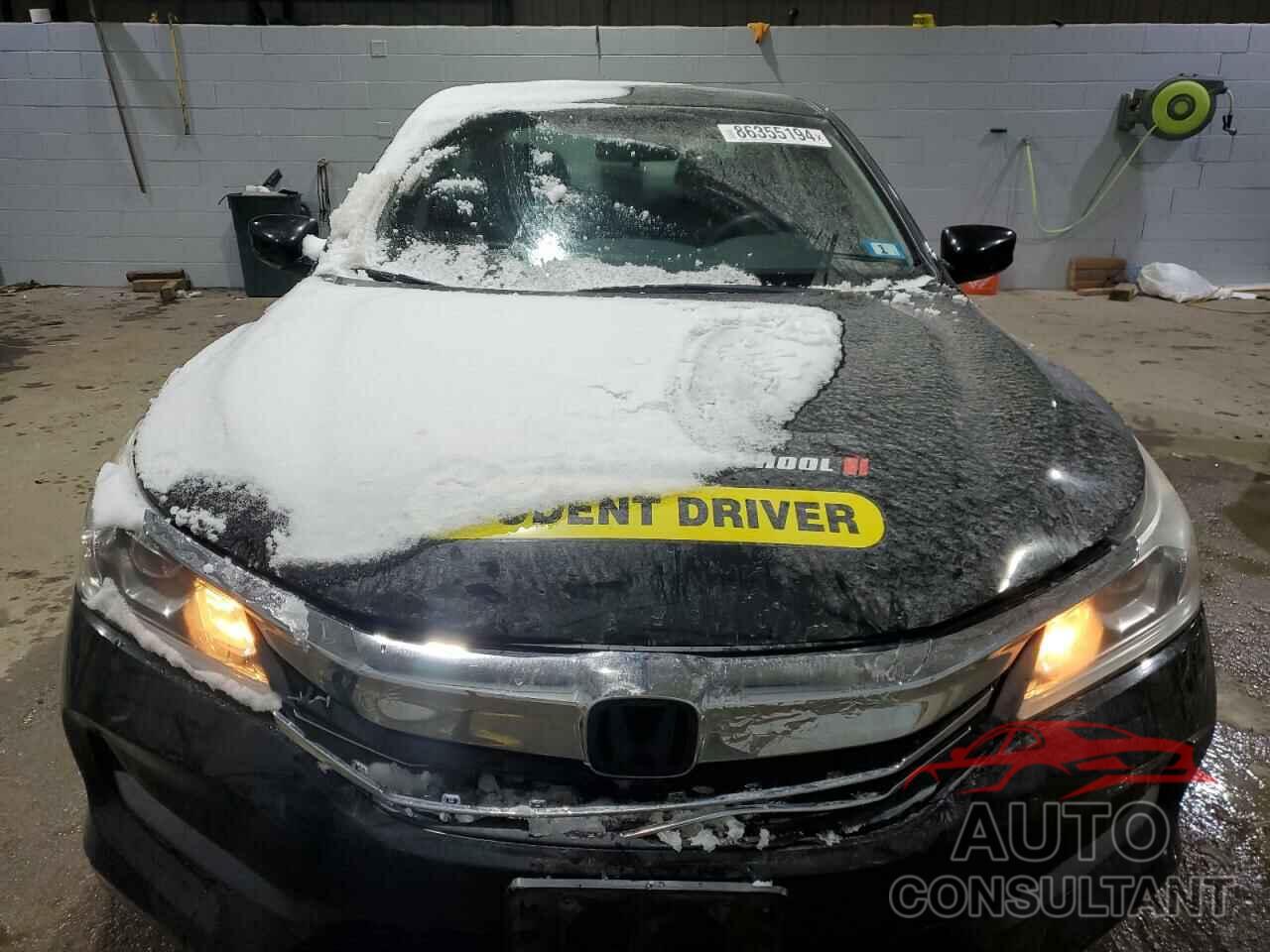 HONDA ACCORD 2017 - 1HGCR2F36HA197523