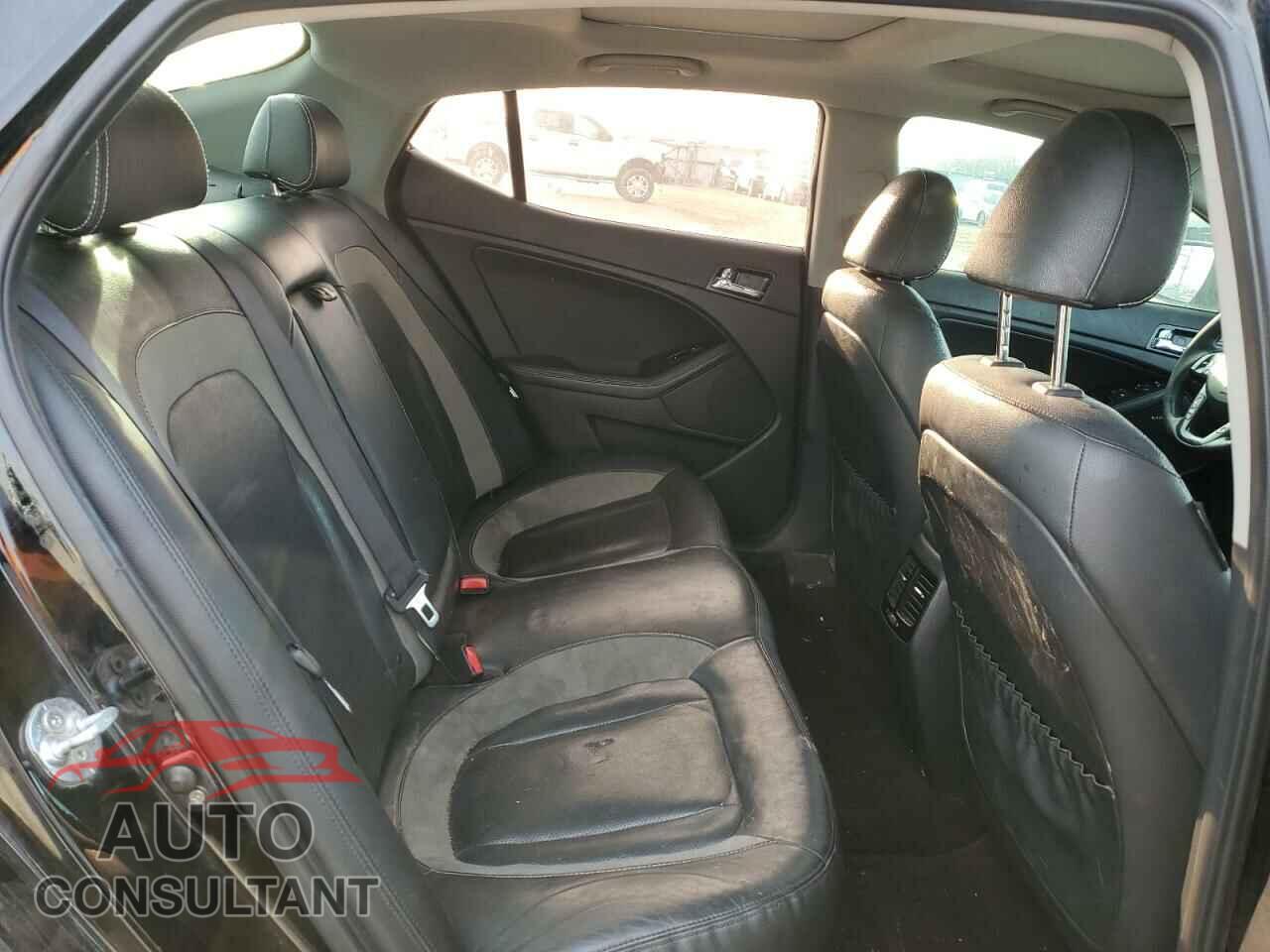 KIA OPTIMA 2012 - KNAGM4AD6C5010984