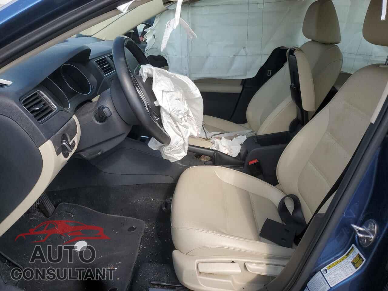 VOLKSWAGEN JETTA 2017 - 3VWDB7AJ9HM362040