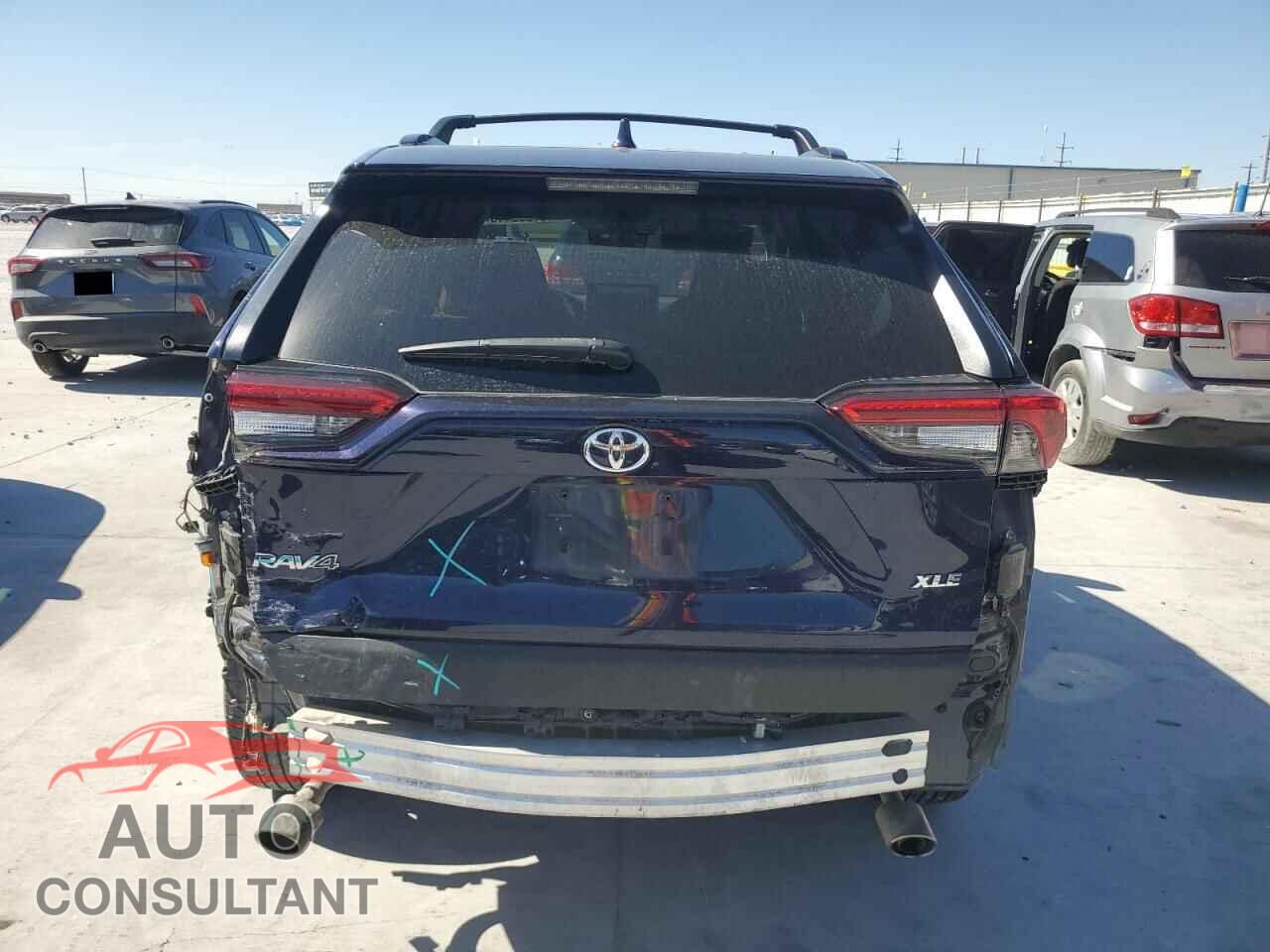 TOYOTA RAV4 2024 - 2T3C1RFV4RW308685