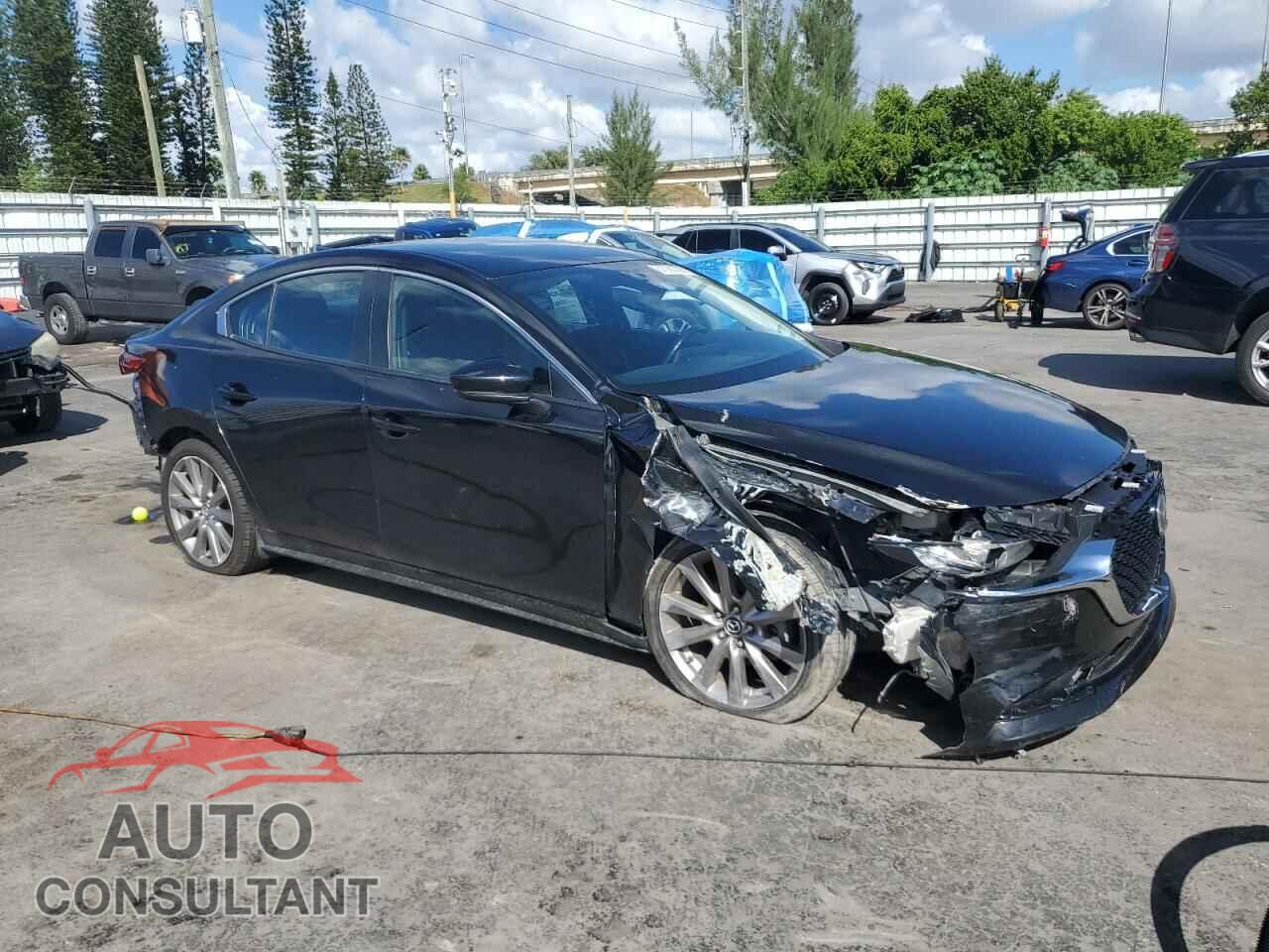 MAZDA 3 2019 - JM1BPACL6K1106708