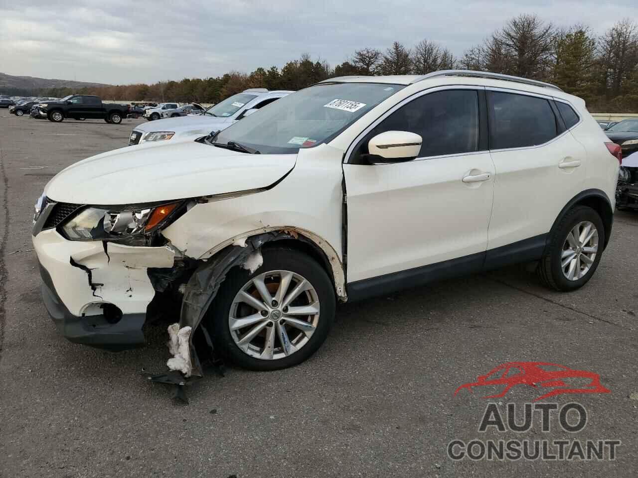 NISSAN ROGUE 2017 - JN1BJ1CR1HW120505