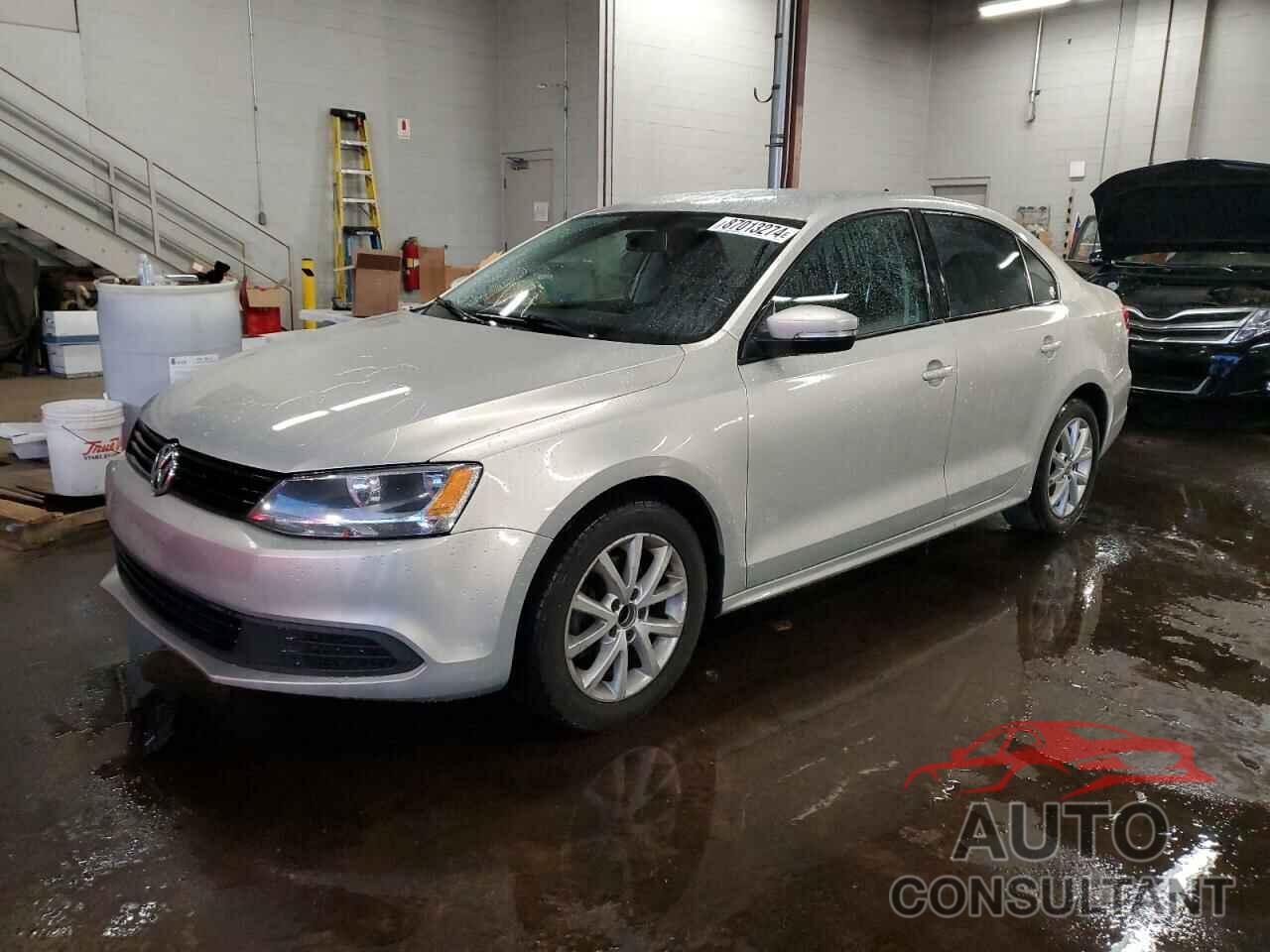 VOLKSWAGEN JETTA 2011 - 3VWDZ7AJ4BM367147