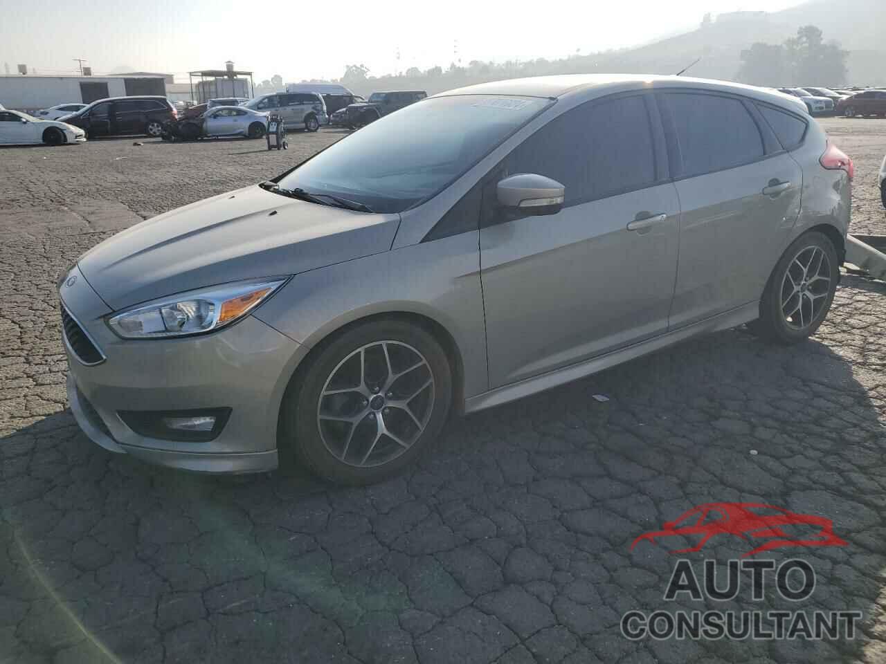 FORD FOCUS 2015 - 1FADP3K23FL238547