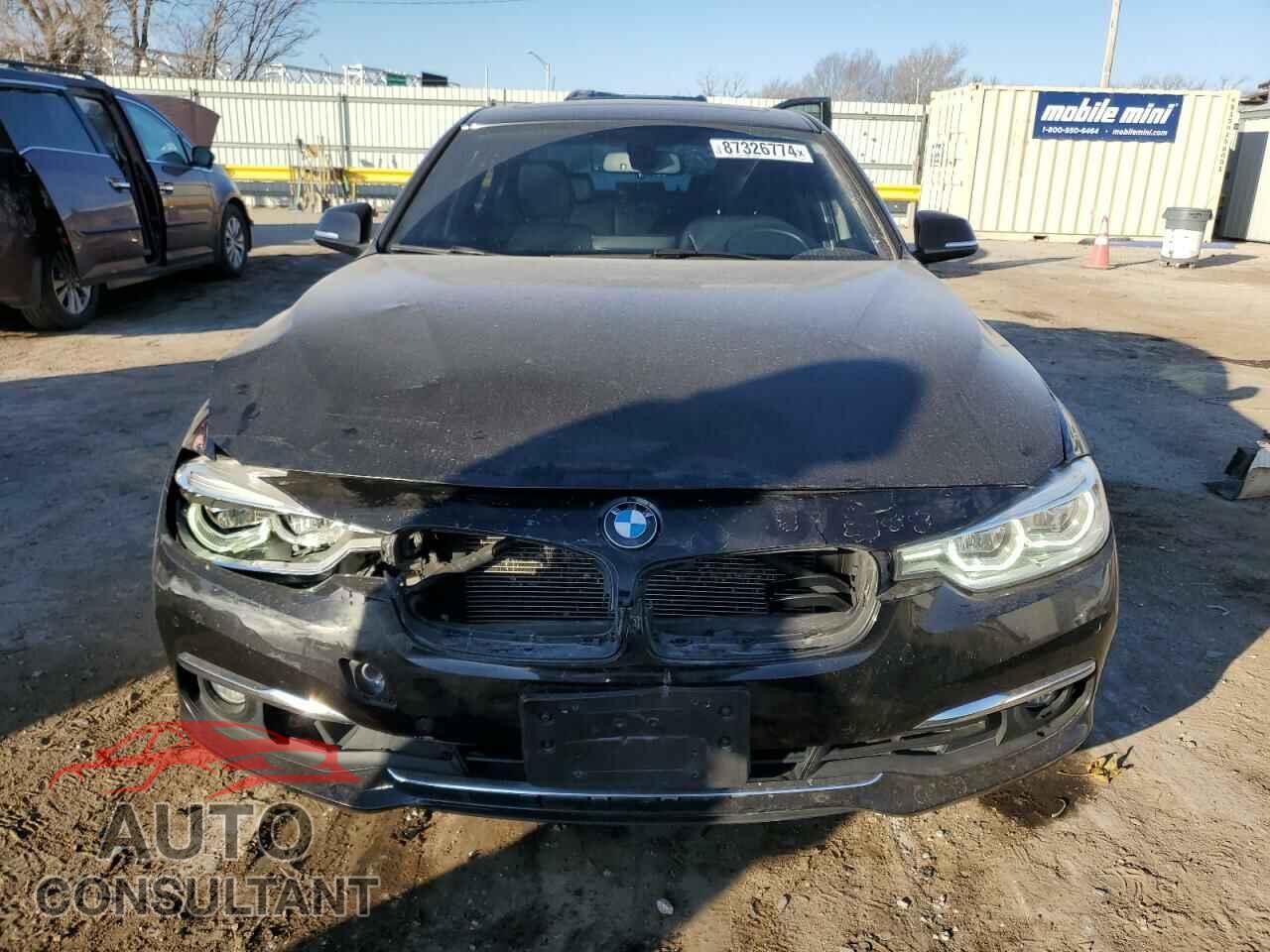 BMW 3 SERIES 2016 - WBA8E3G59GNU00592