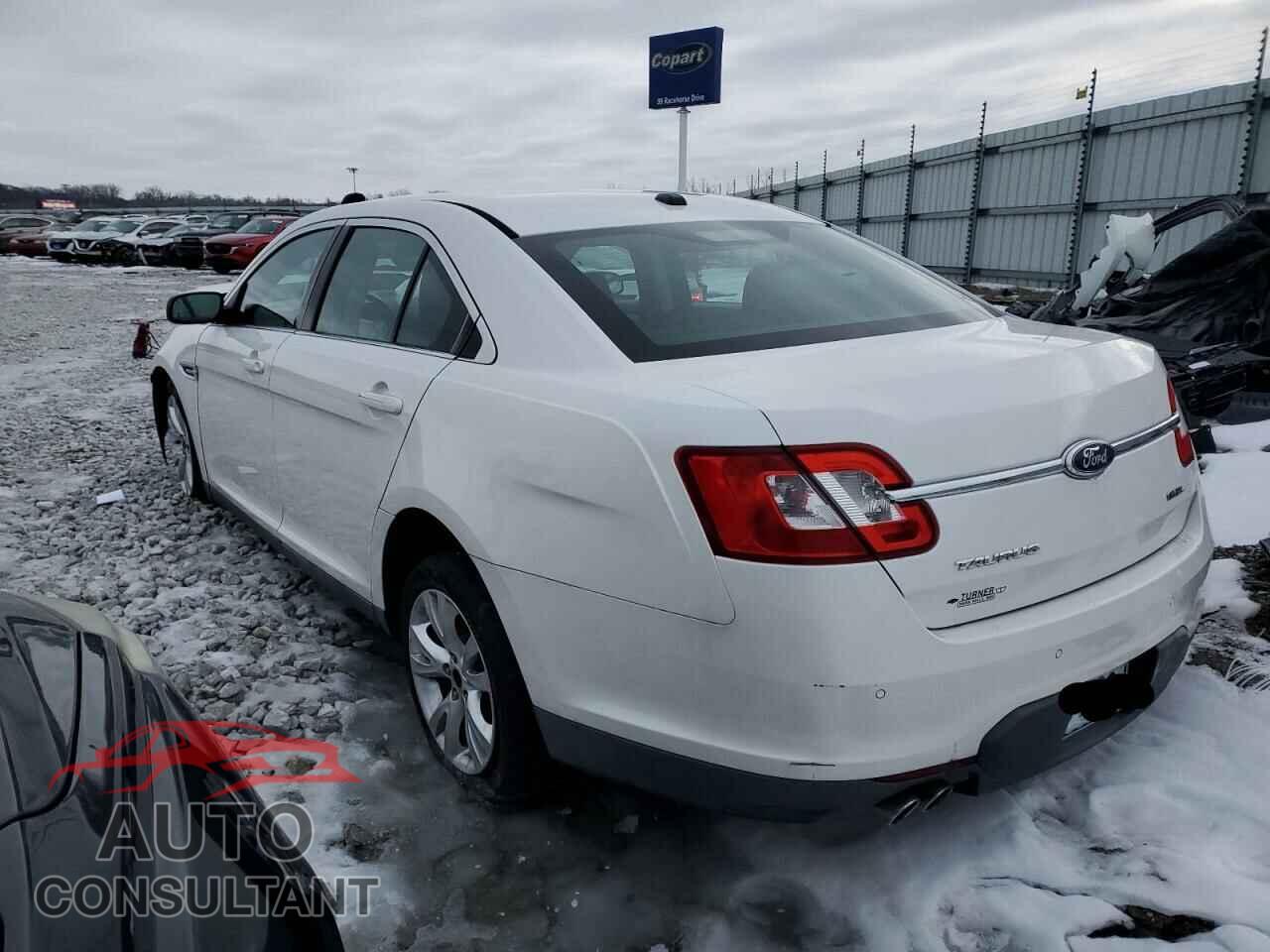 FORD TAURUS 2011 - 1FAHP2EW8BG121933