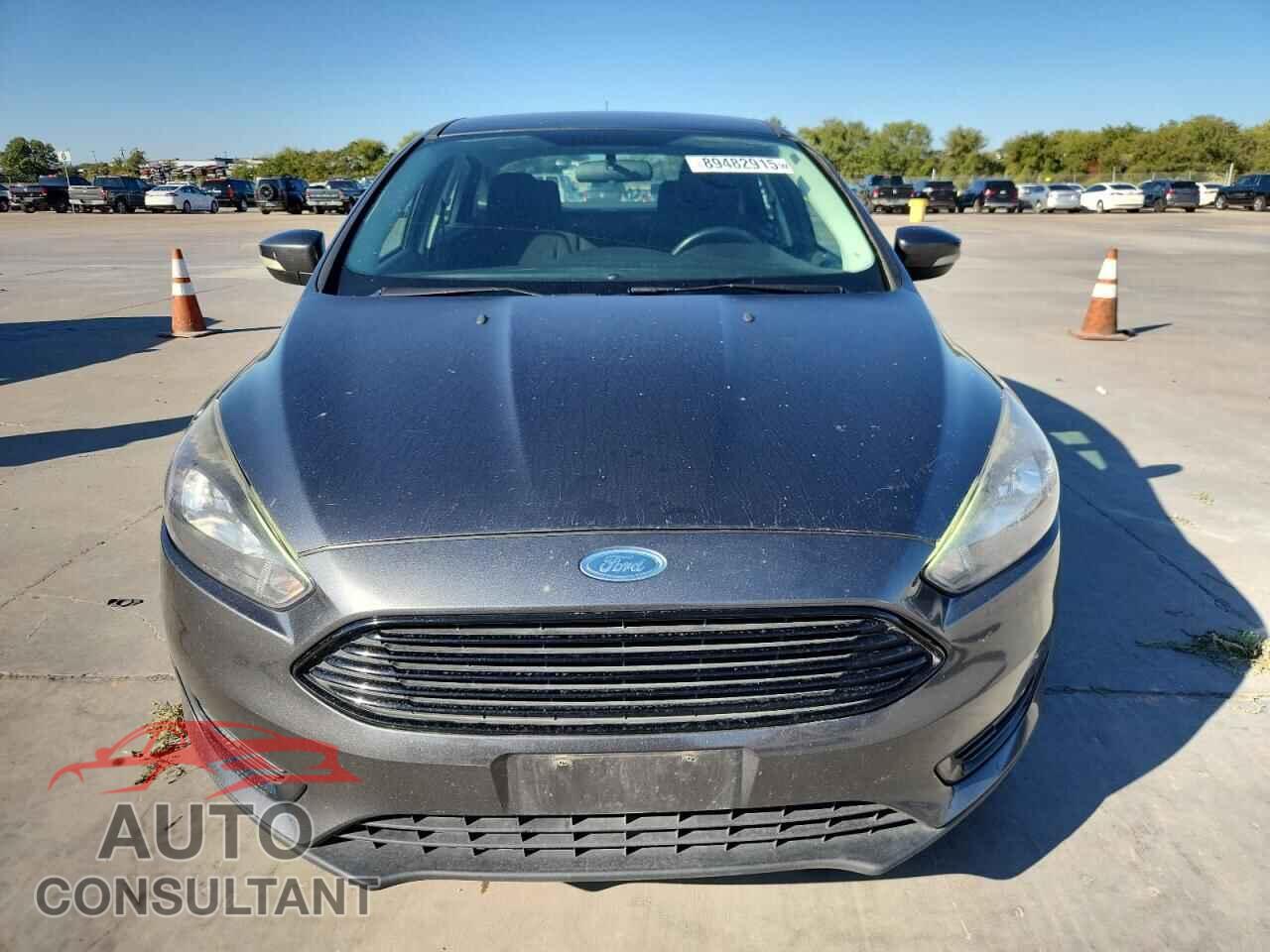 FORD FOCUS 2017 - 1FADP3FE3HL299565