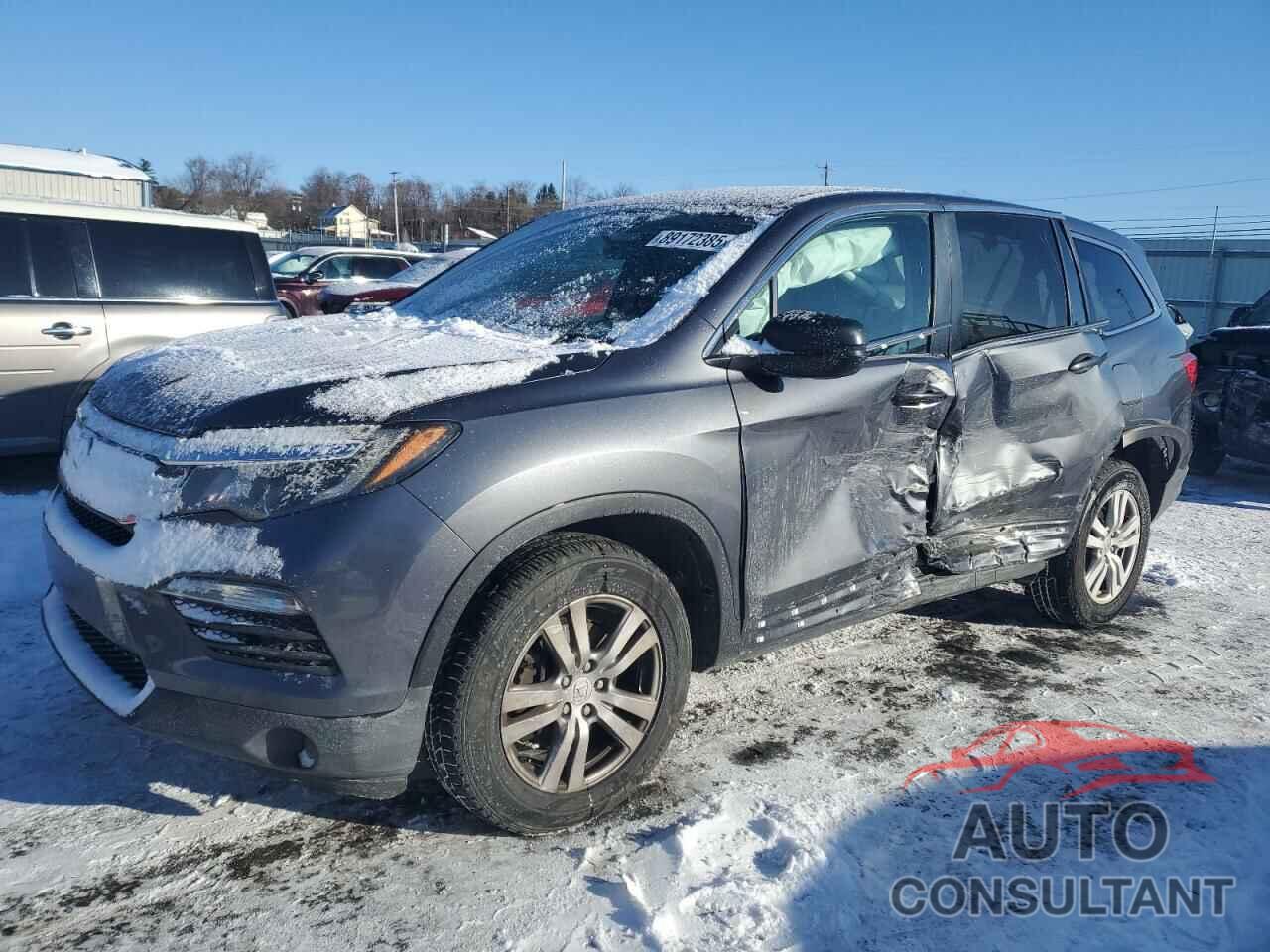 HONDA PILOT 2017 - 5FNYF6H17HB002102