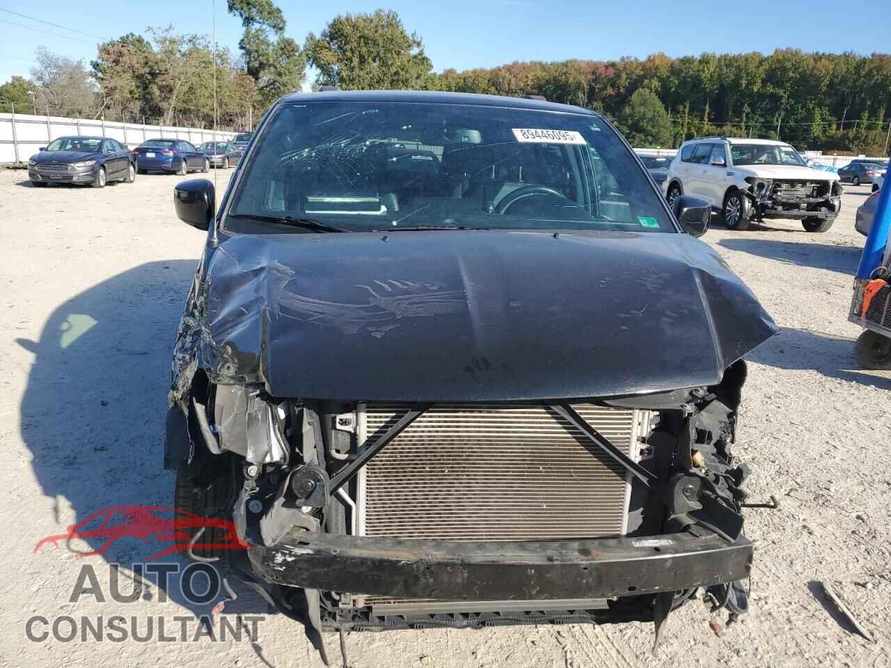 DODGE CARAVAN 2017 - 2C4RDGEG1HR807834