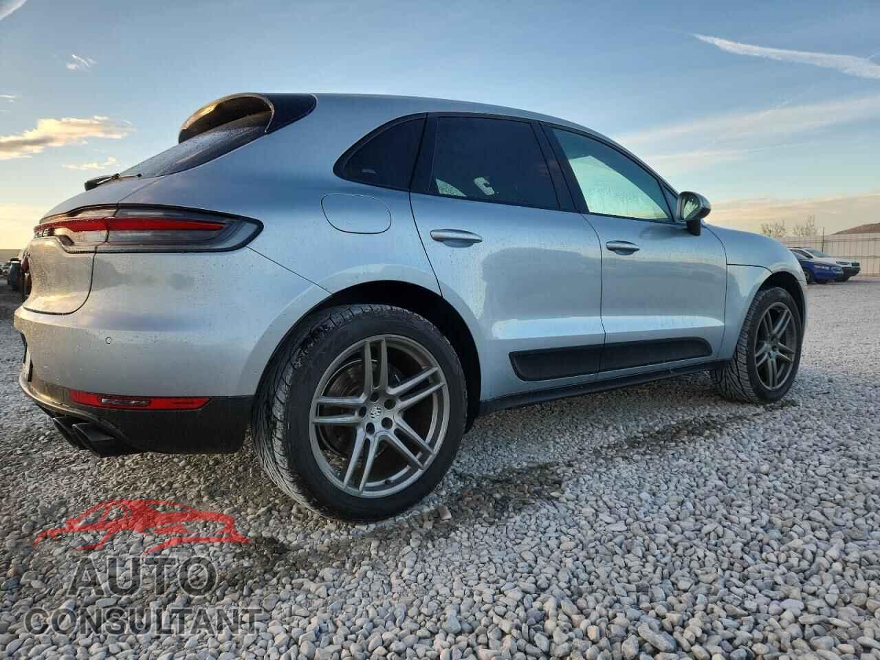 PORSCHE MACAN 2021 - WP1AA2A55MLB00895