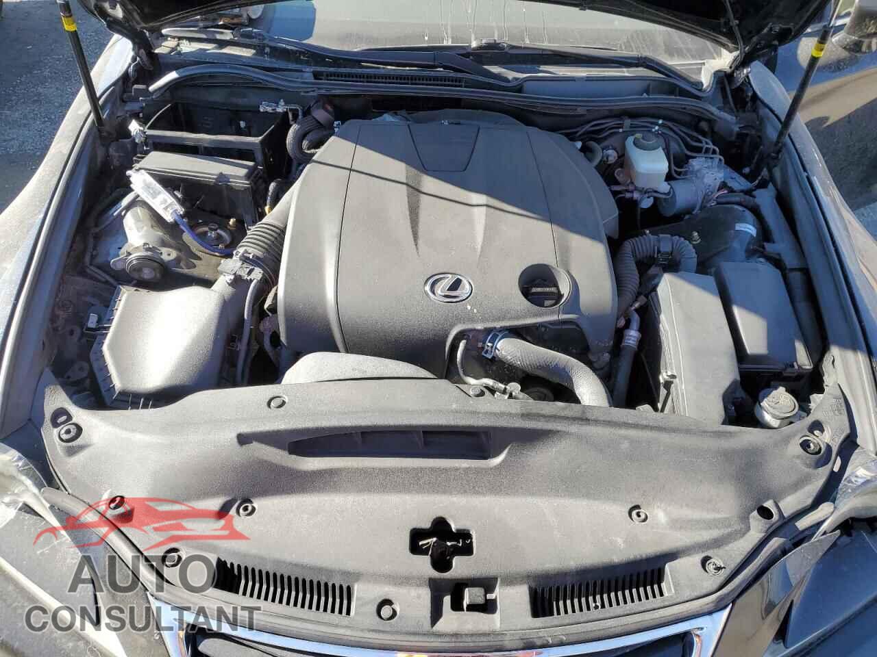 LEXUS IS 2014 - JTHCF1D2XE5014459