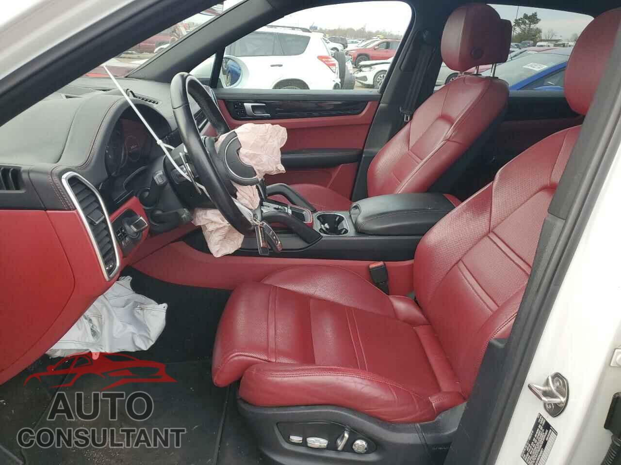 PORSCHE CAYENNE 2019 - WP1AA2AY8KDA06821