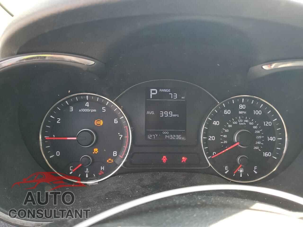 KIA FORTE 2017 - 3KPFK4A76HE042957