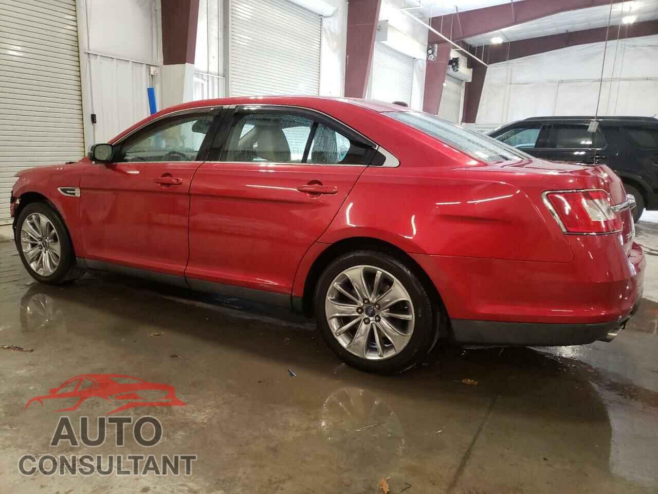 FORD TAURUS 2011 - 1FAHP2FW2BG172696