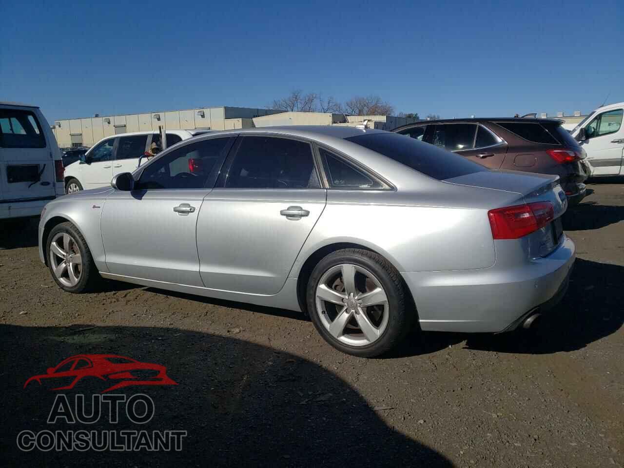 AUDI A6 2012 - WAUGGAFC8CN065975