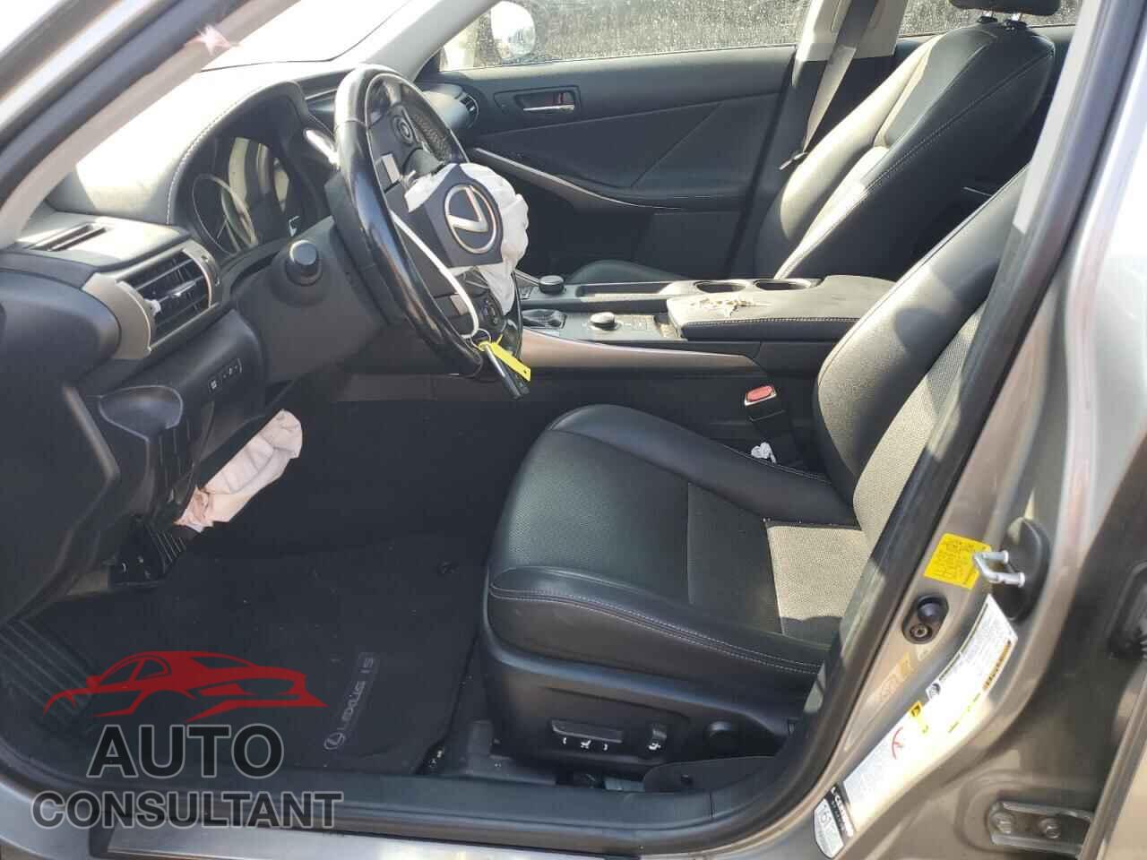 LEXUS IS 2015 - JTHBF1D24F5077621