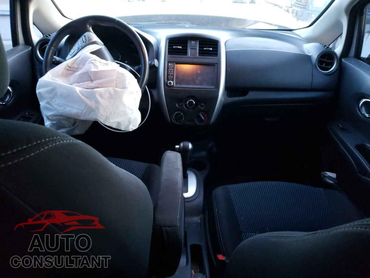NISSAN VERSA 2019 - 3N1CE2CP3KL361833