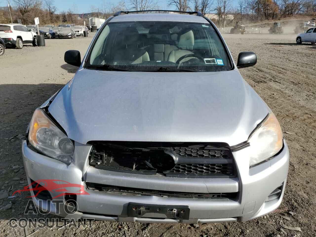 TOYOTA RAV4 2011 - 2T3BF4DV2BW143695