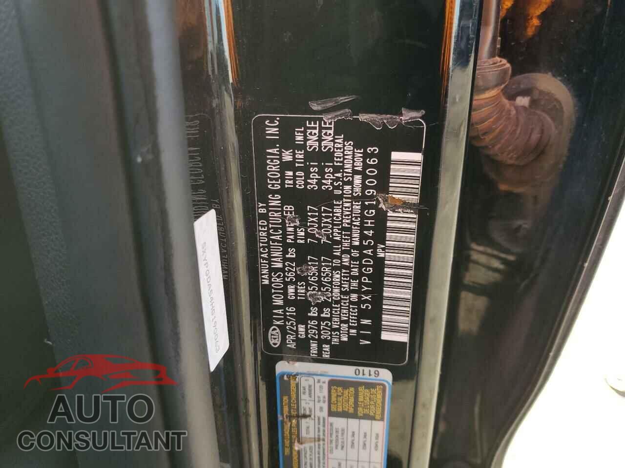 KIA SORENTO 2017 - 5XYPGDA54HG190063