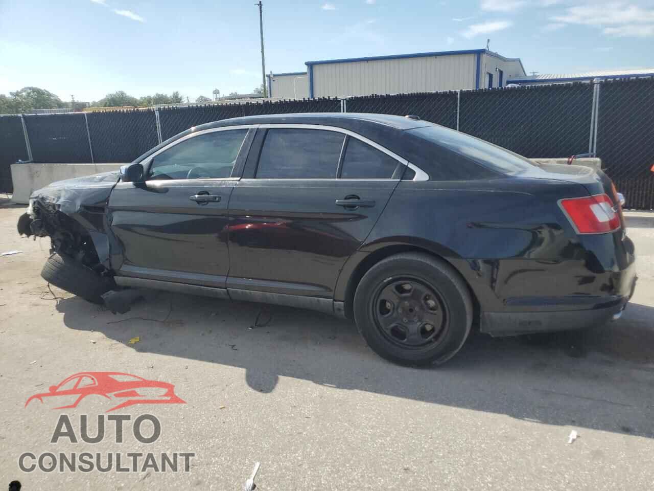 FORD TAURUS 2011 - 1FAHP2FW5BG141085