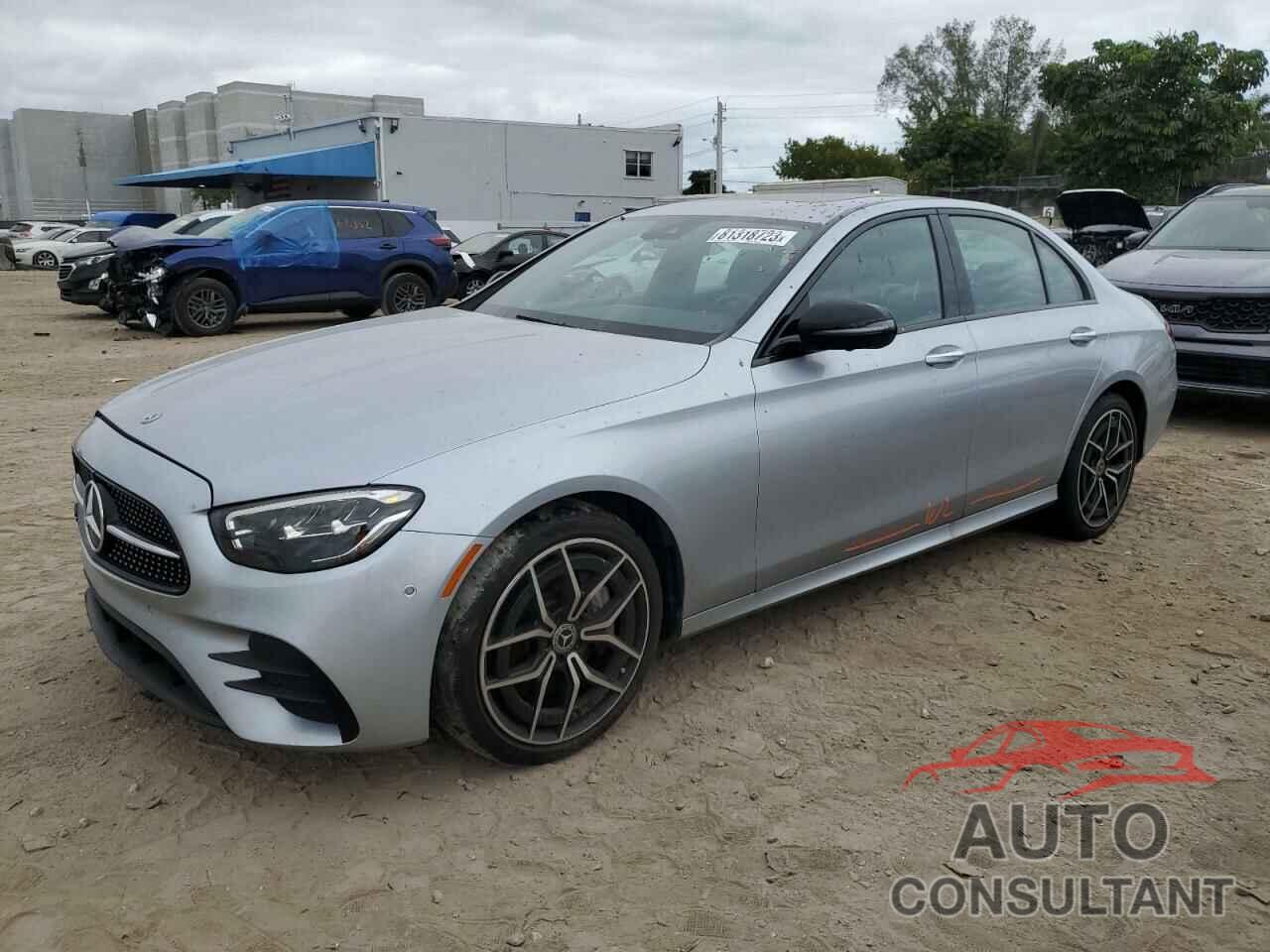 MERCEDES-BENZ E-CLASS 2022 - W1KZF8DB5NB028605