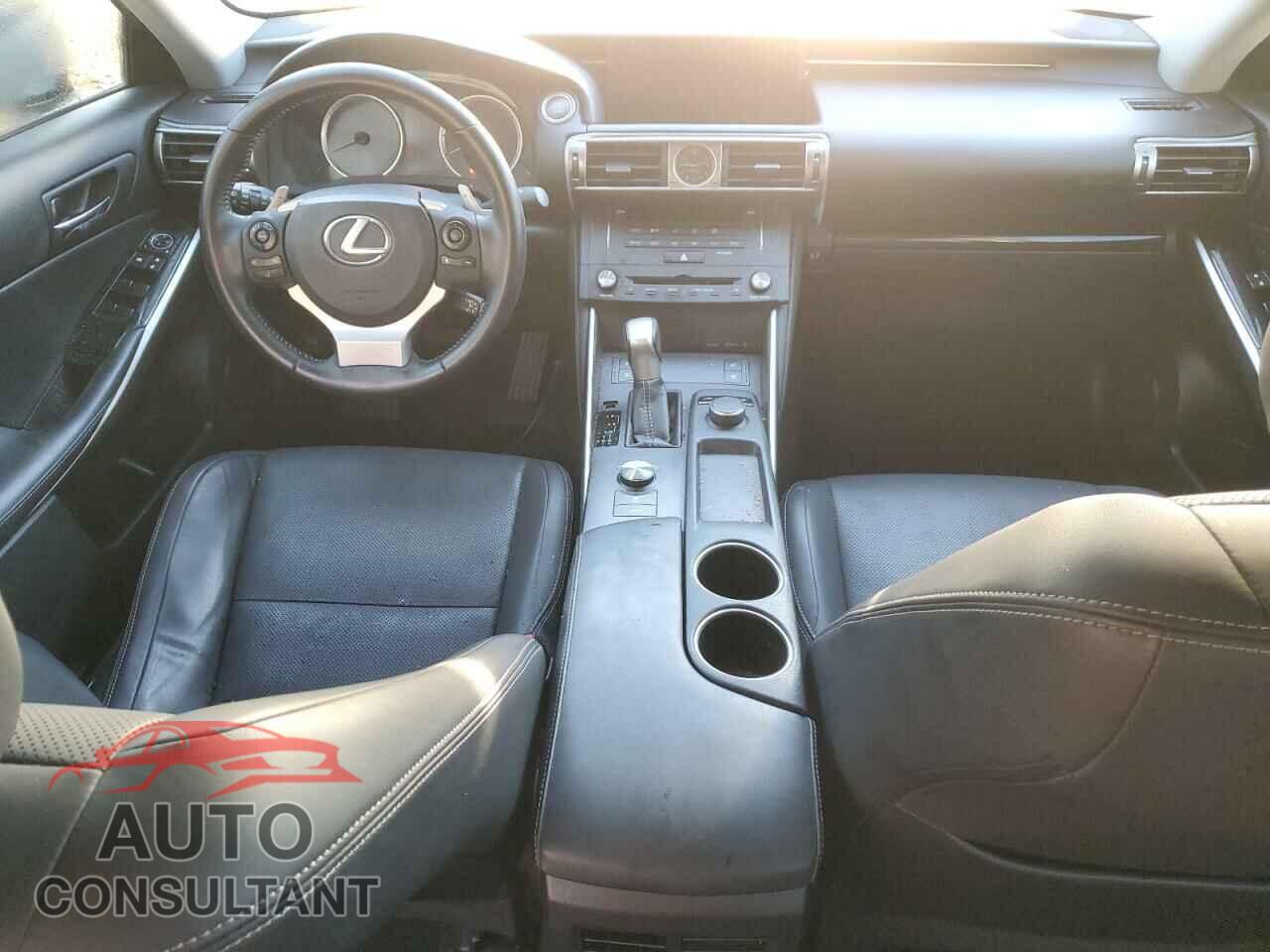 LEXUS IS 2015 - JTHCF1D26F5016727