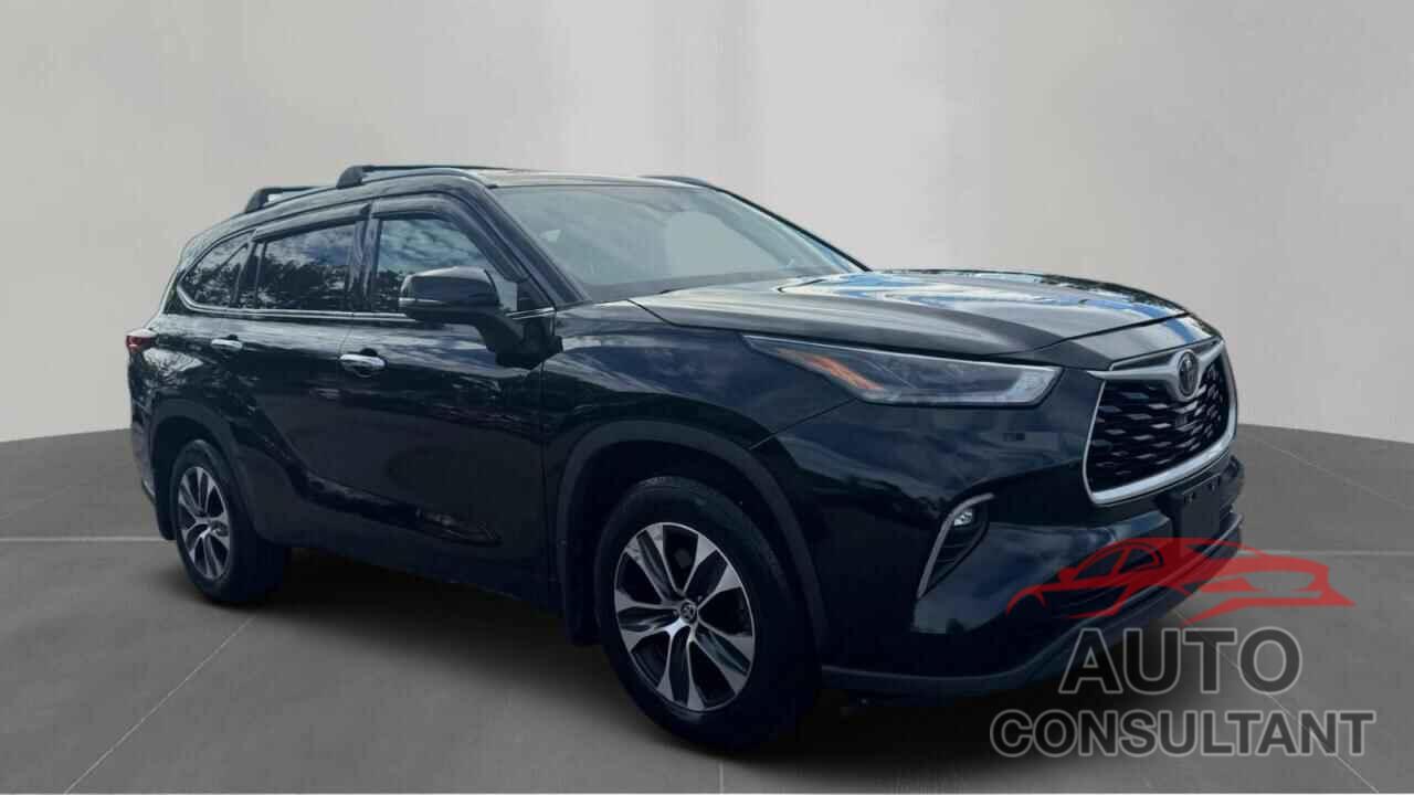 TOYOTA HIGHLANDER 2021 - 5TDGZRBHXMS531737