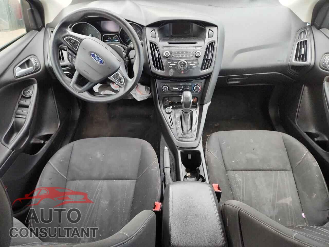 FORD FOCUS 2017 - 1FADP3F2XHL341512
