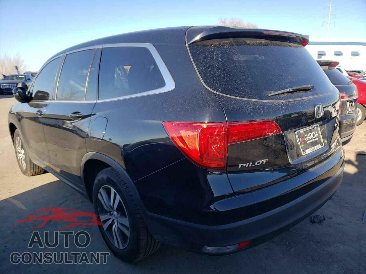 HONDA PILOT 2017 - 5FNYF6H55HB047221