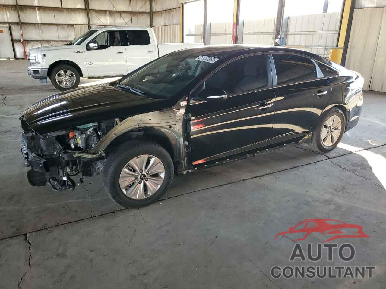 HYUNDAI SONATA 2019 - KMHE24L37KA089278