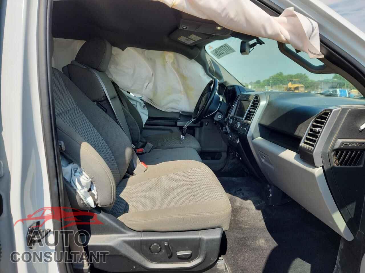 FORD F-150 2019 - 1FTEW1E42KFB42808