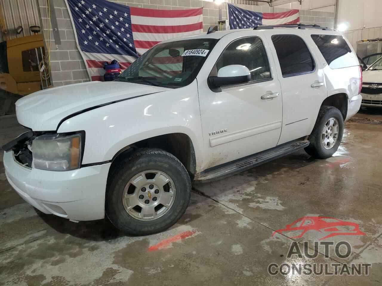 CHEVROLET TAHOE 2011 - 1GNSKBE0XBR302912