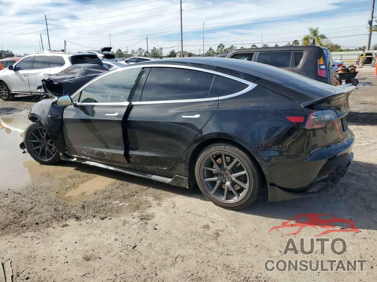 TESLA MODEL 3 2019 - 5YJ3E1EAXKF484530