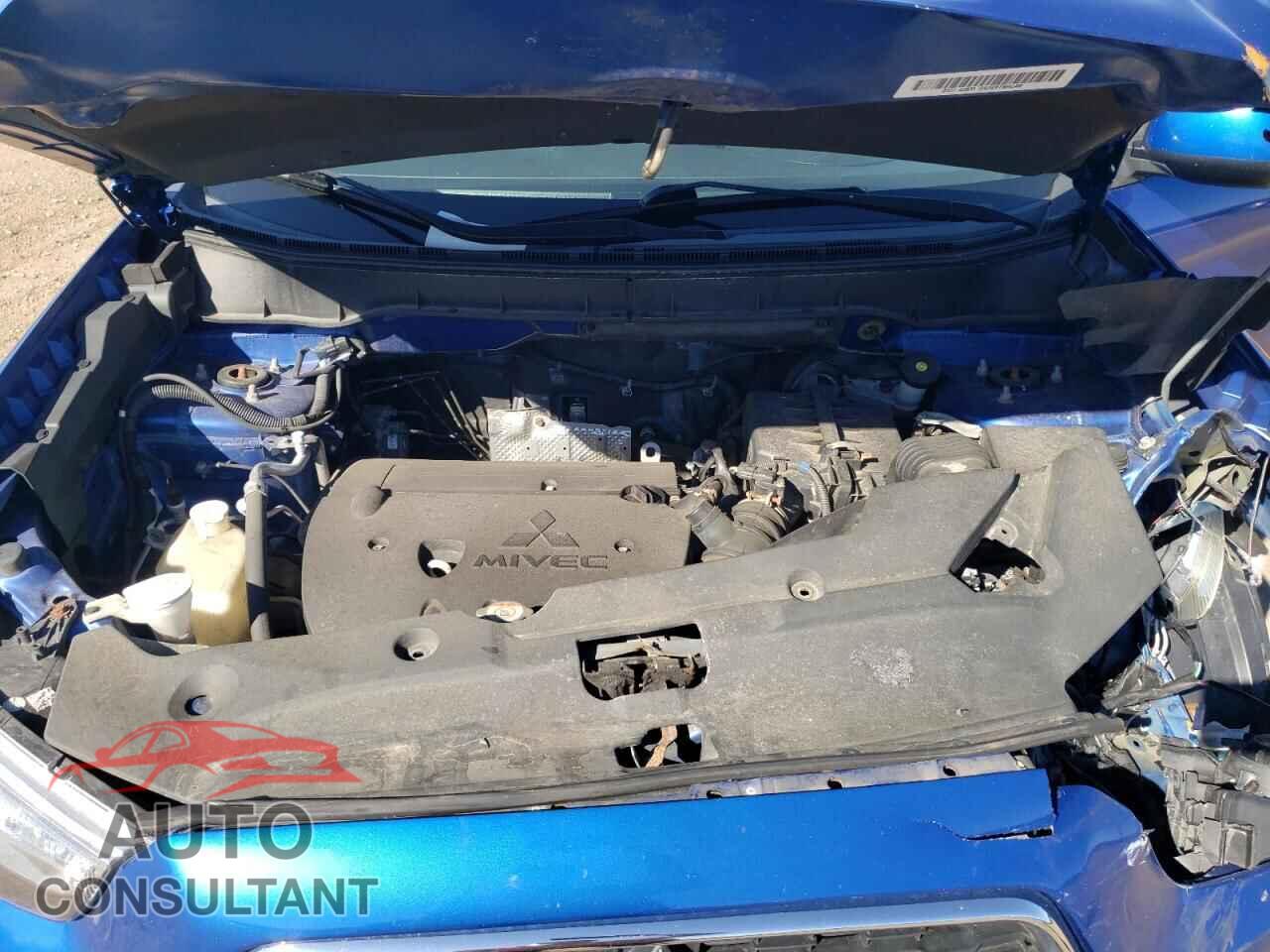 MITSUBISHI OUTLANDER 2015 - 4A4AP3AUXFE012437